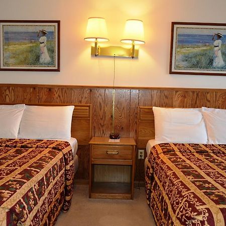 Lindsborg Viking Motel חדר תמונה