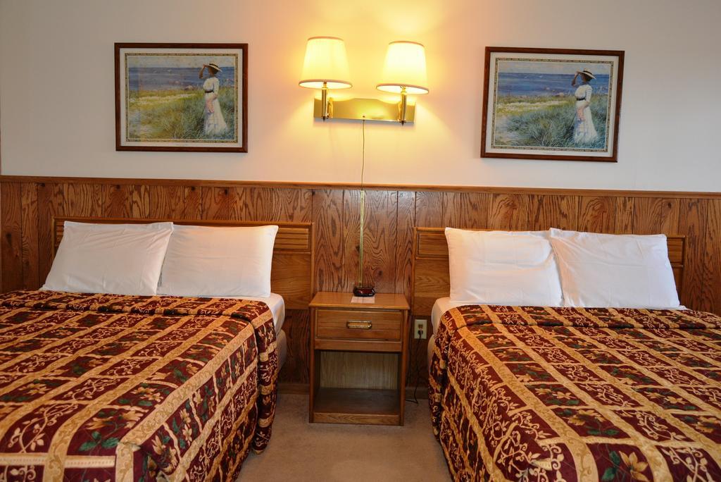 Lindsborg Viking Motel חדר תמונה